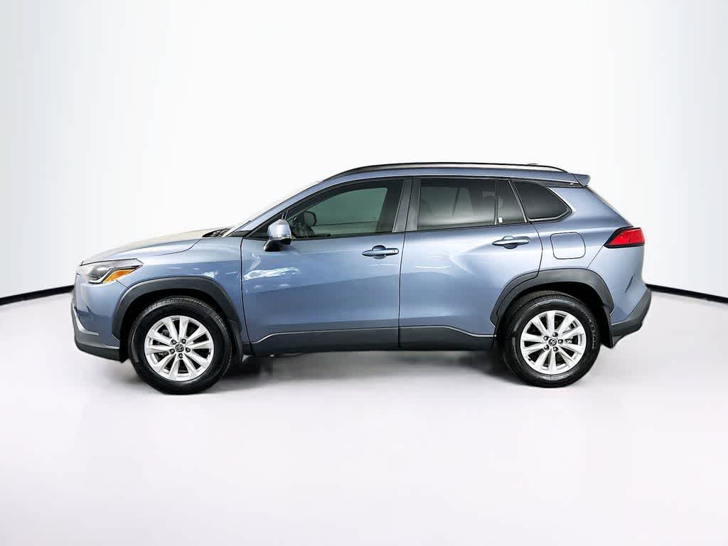 2023 Toyota Corolla Cross LE