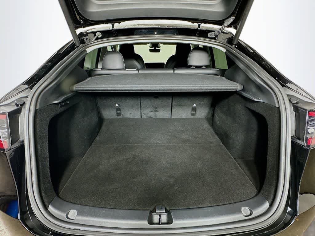 2024 Tesla Model Y Performance