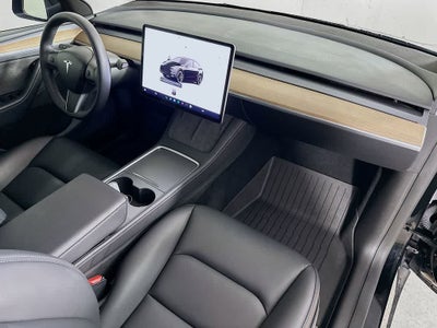 2024 Tesla Model Y Performance