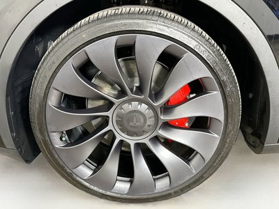 2024 Tesla Model Y Performance