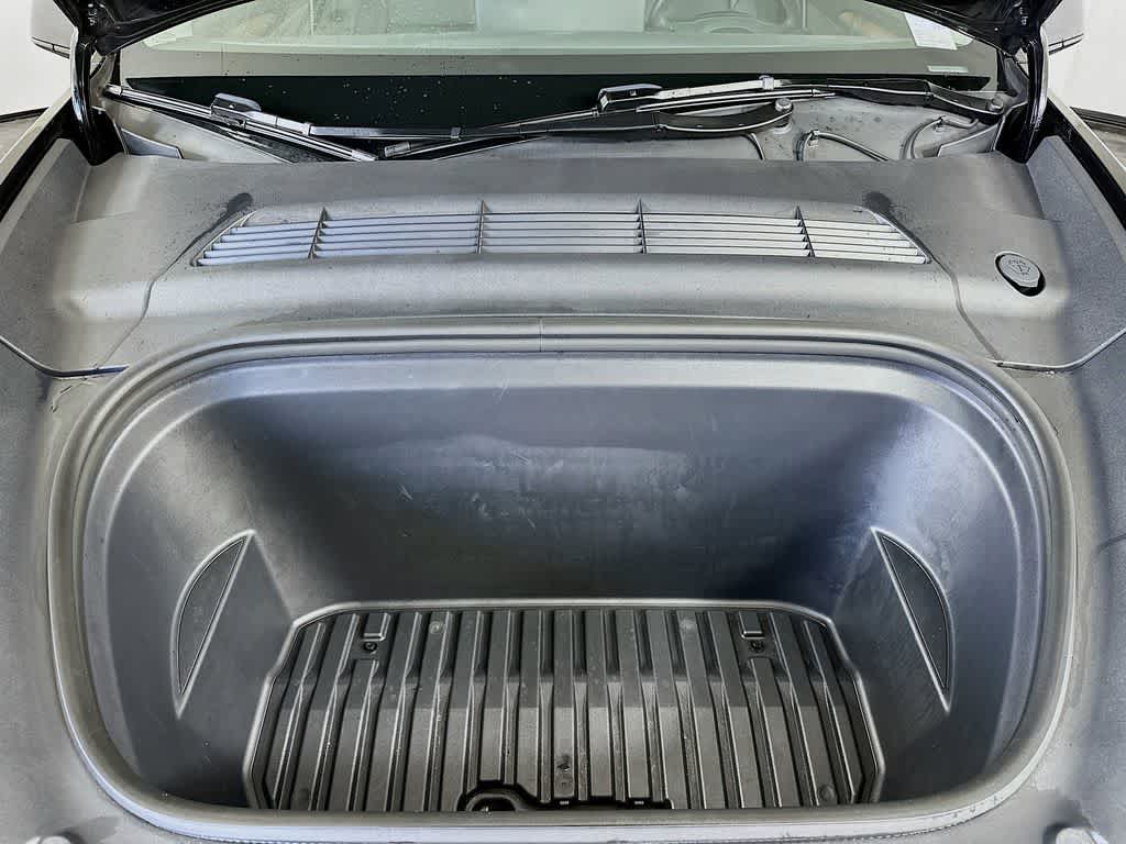 2024 Tesla Model Y Performance