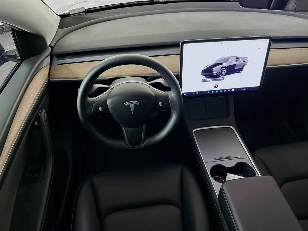 2024 Tesla Model Y Performance