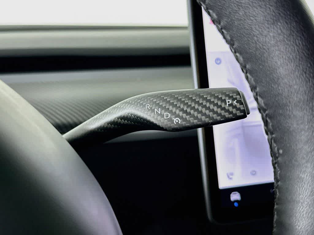2025 Tesla Model Y Performance