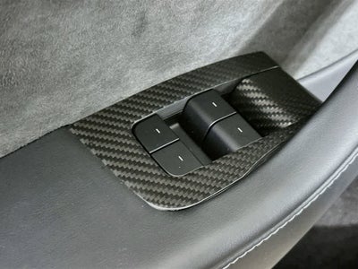2025 Tesla Model Y Performance