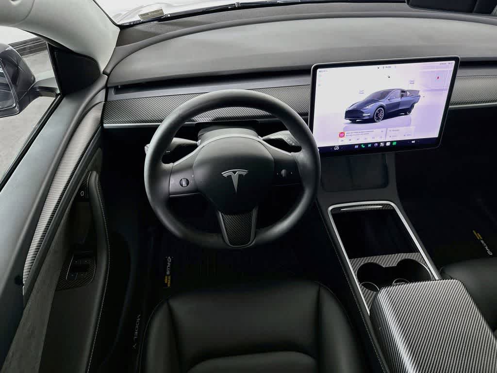 2025 Tesla Model Y Performance