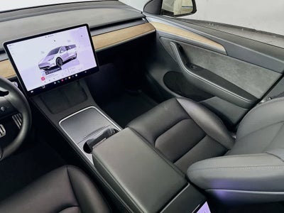 2024 Tesla Model Y Performance