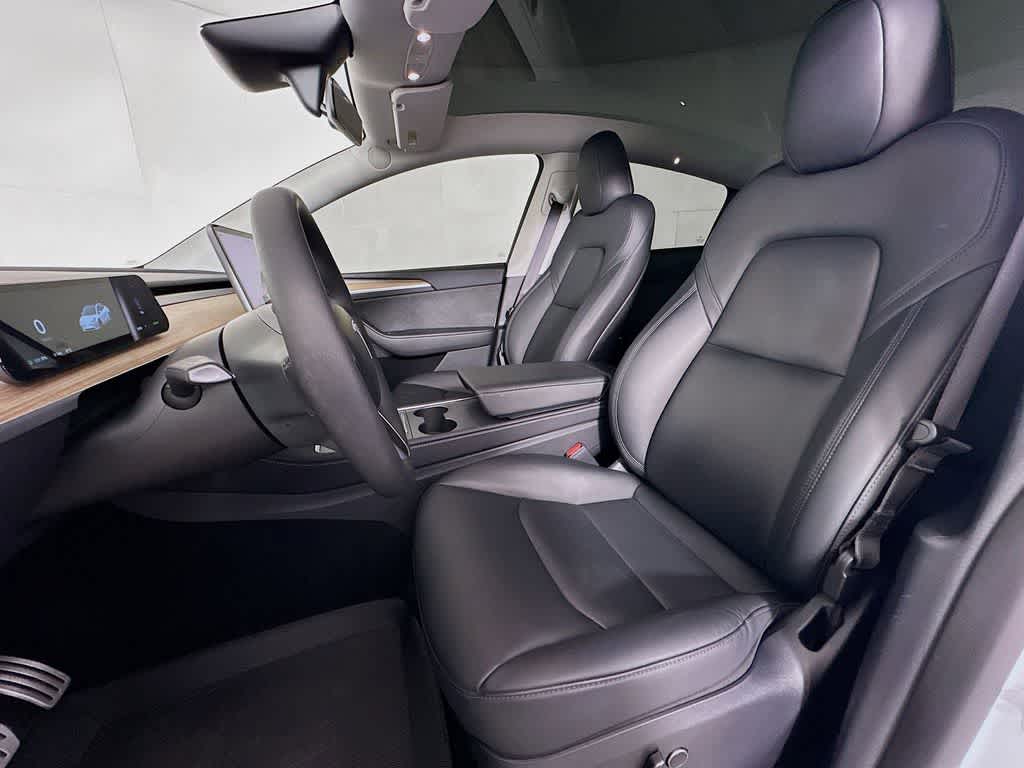 2024 Tesla Model Y Performance