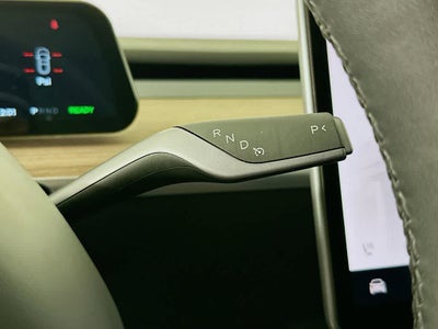 2024 Tesla Model Y Performance
