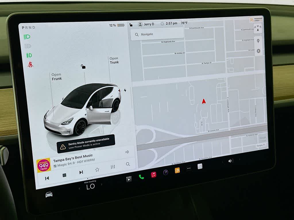 2024 Tesla Model Y Performance