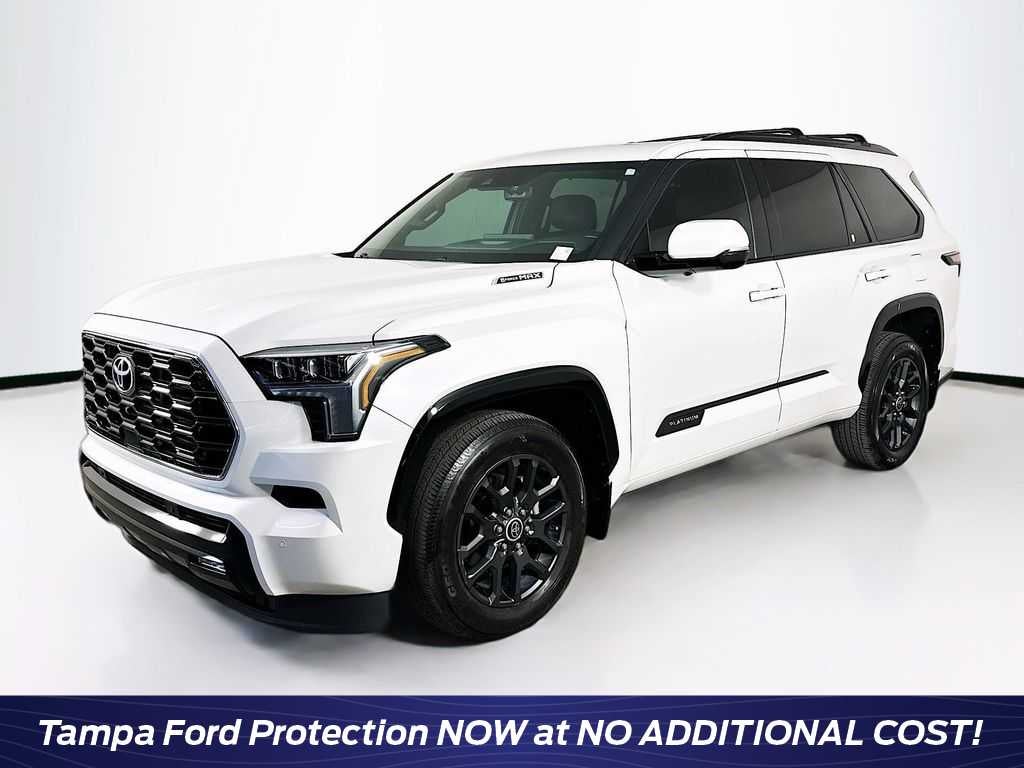 2023 Toyota Sequoia Platinum 4WD i-FORCE MAX Hybrid's photo