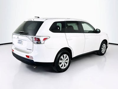 2014 Mitsubishi Outlander ES