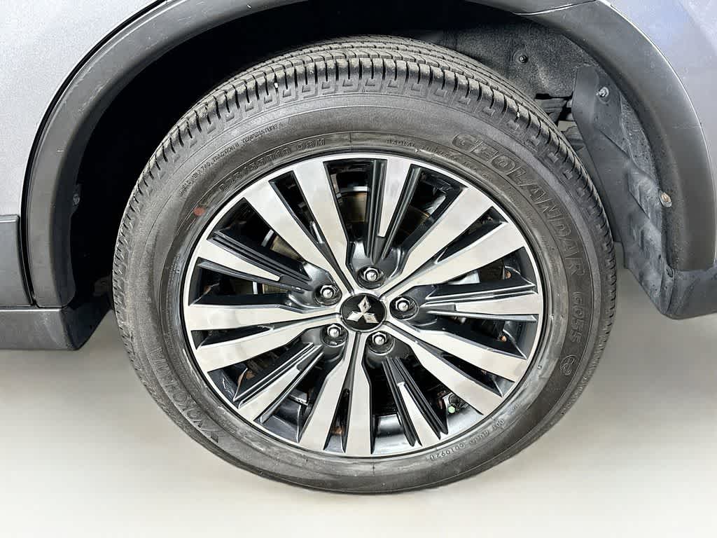 2020 Mitsubishi Outlander SEL