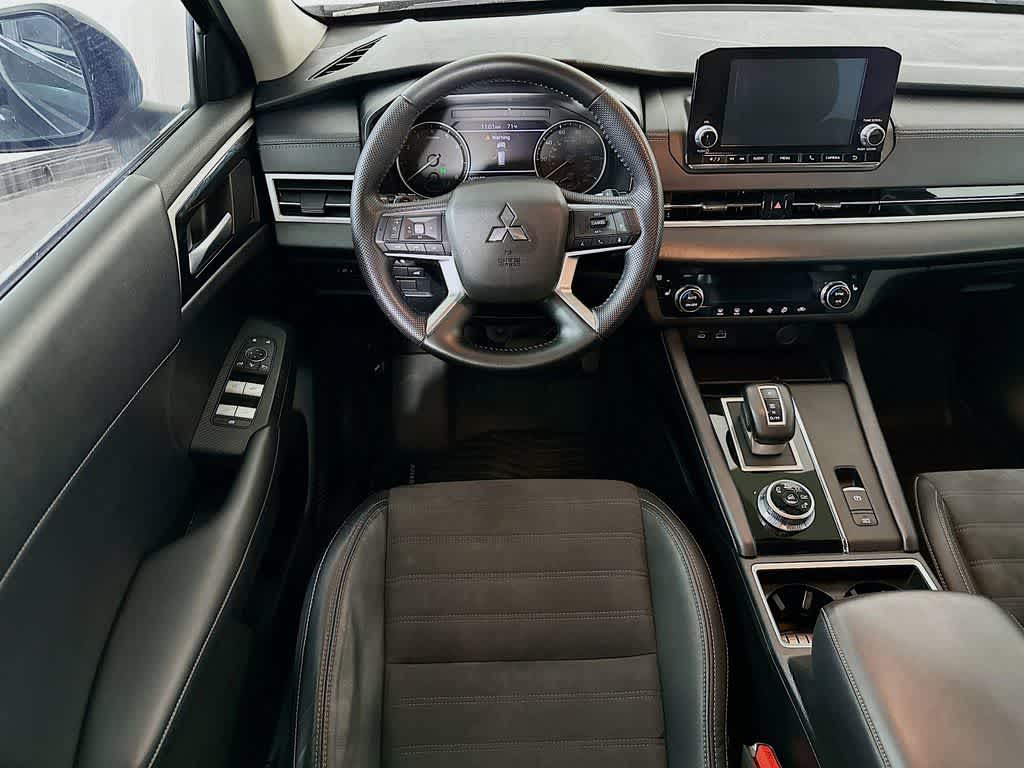 2023 Mitsubishi Outlander SE Special Edition