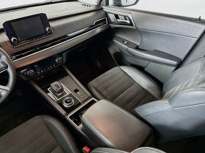 2023 Mitsubishi Outlander SE Special Edition