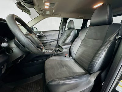 2023 Mitsubishi Outlander SE Special Edition