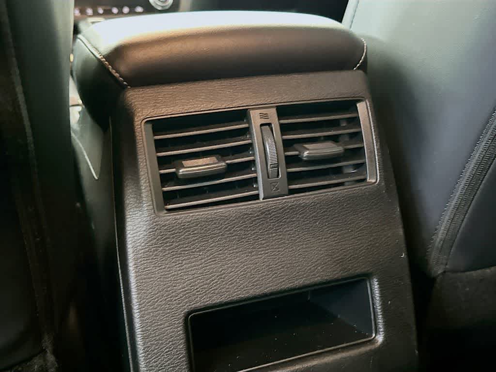 2023 Mitsubishi Outlander SE Special Edition