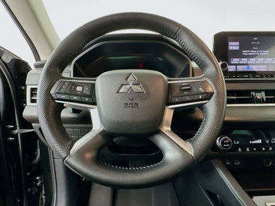 2023 Mitsubishi Outlander SE Special Edition