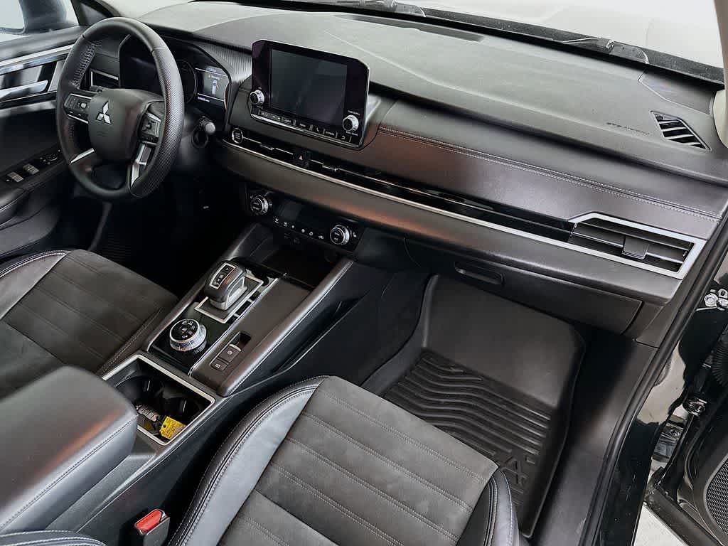 2023 Mitsubishi Outlander SE Special Edition