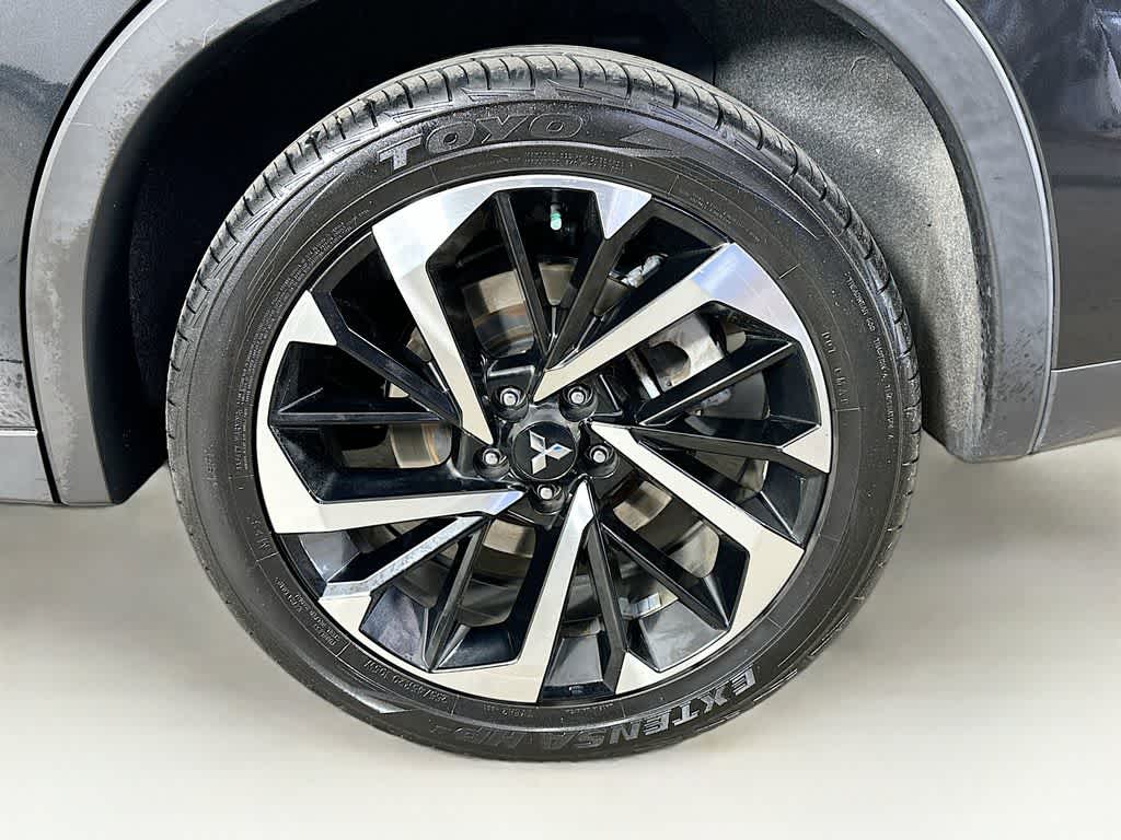 2023 Mitsubishi Outlander SE Special Edition