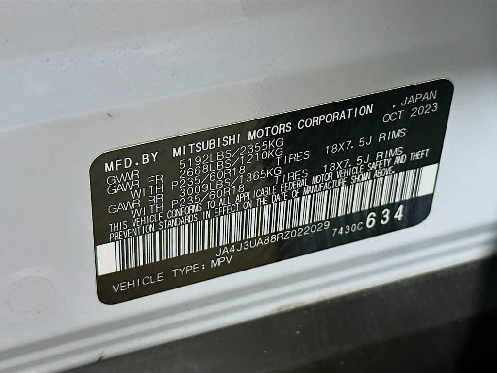 2024 Mitsubishi Outlander ES