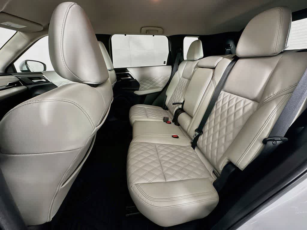 2024 Mitsubishi Outlander SEL