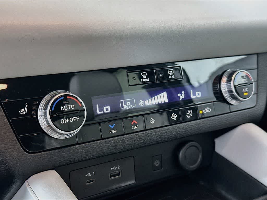 2024 Mitsubishi Outlander SEL