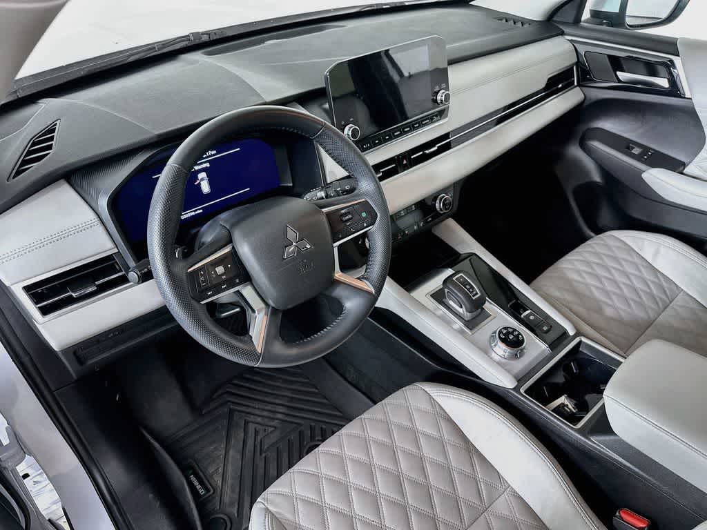 2024 Mitsubishi Outlander SEL