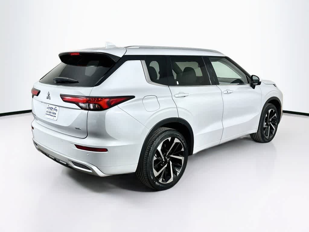 2024 Mitsubishi Outlander SEL
