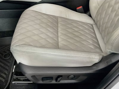 2024 Mitsubishi Outlander SEL