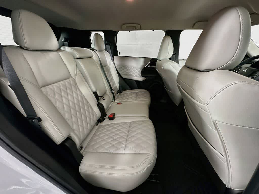 2024 Mitsubishi Outlander SEL
