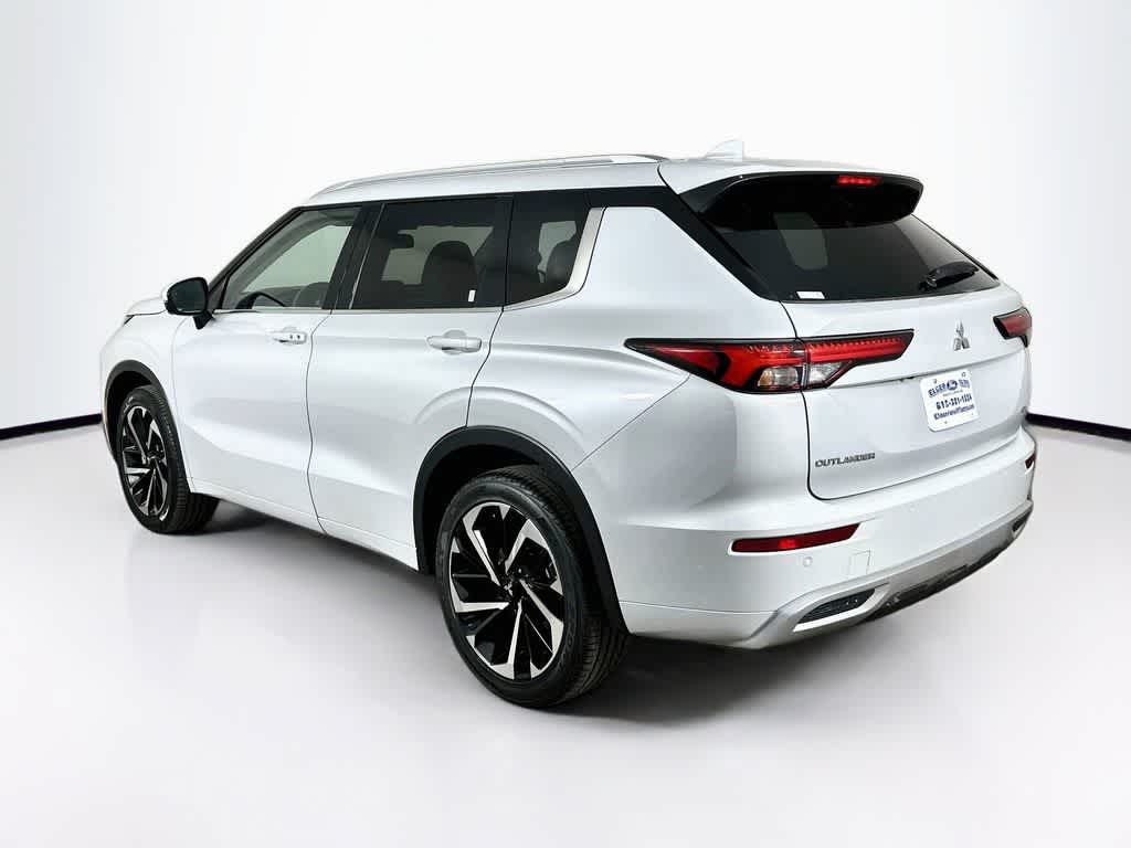 2024 Mitsubishi Outlander SEL