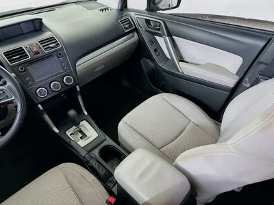 2016 Subaru Forester 2.5i
