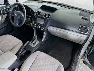 2016 Subaru Forester 2.5i