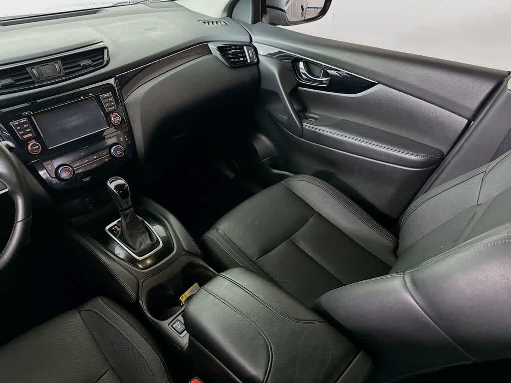 2017 Nissan Rogue Sport SL