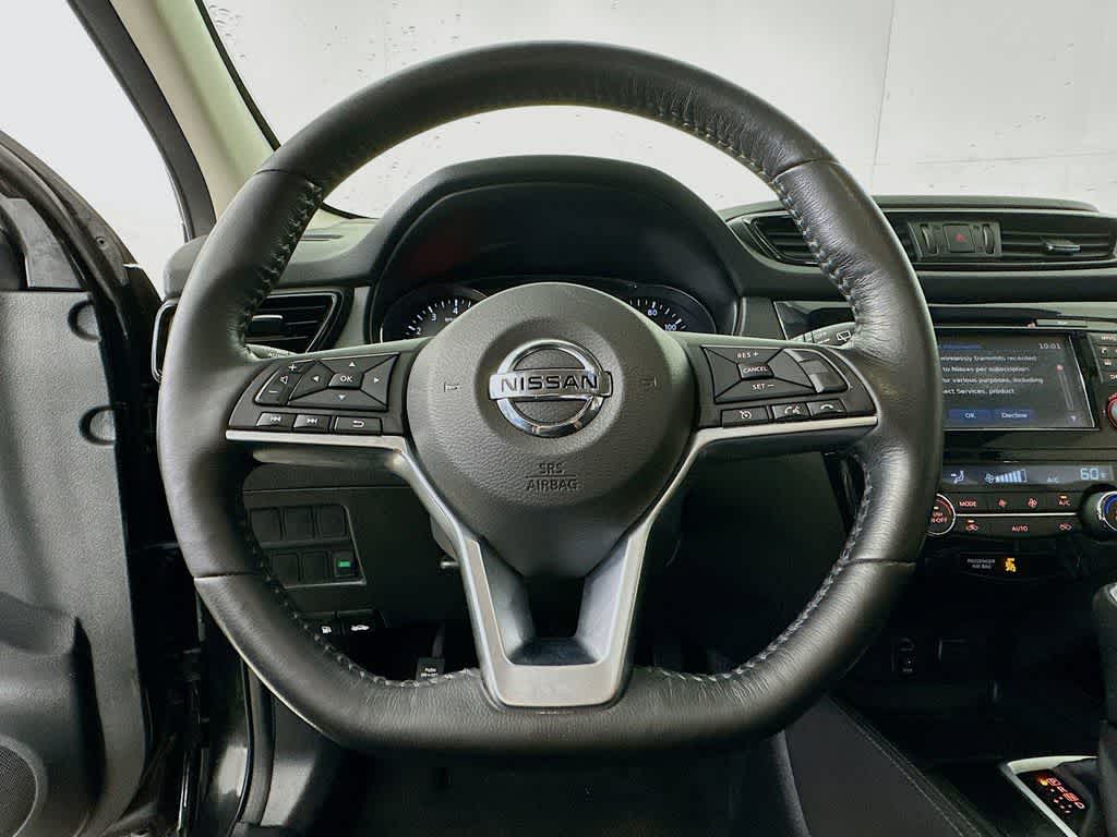 2017 Nissan Rogue Sport SL