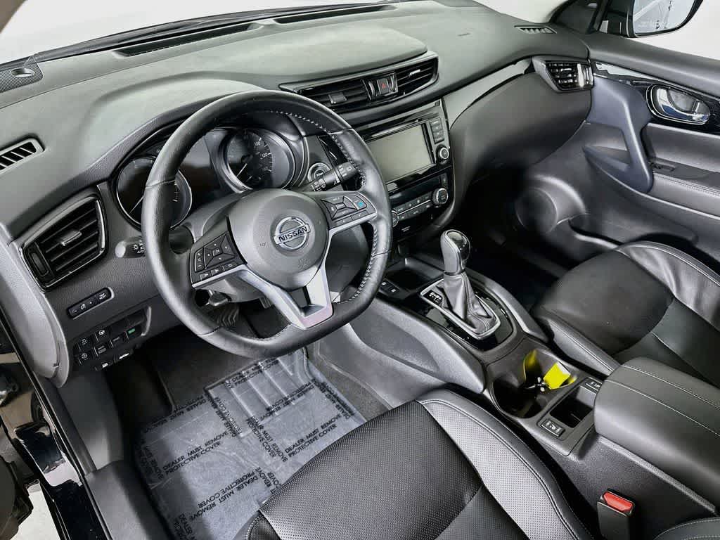 2022 Nissan Rogue Sport SL