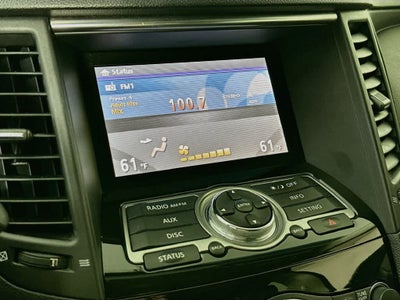 2016 INFINITI QX70 Base