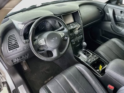 2016 INFINITI QX70 Base