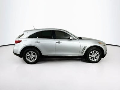 2016 INFINITI QX70 Base