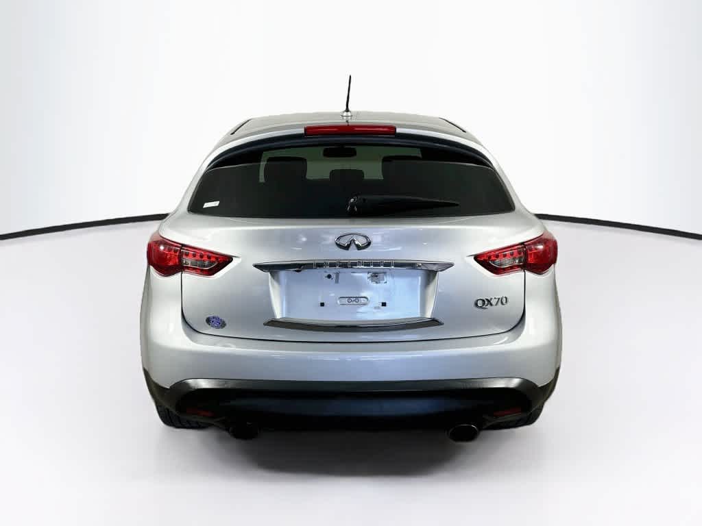 2016 INFINITI QX70 Base