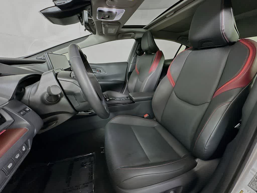 2025 Toyota Prius Plug-In Hybrid XSE Premium