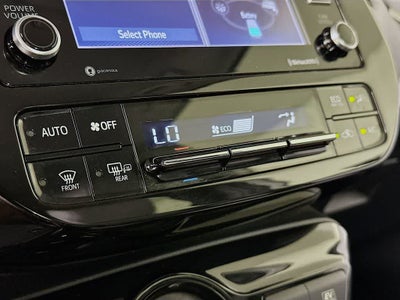 2021 Toyota Prius L Eco