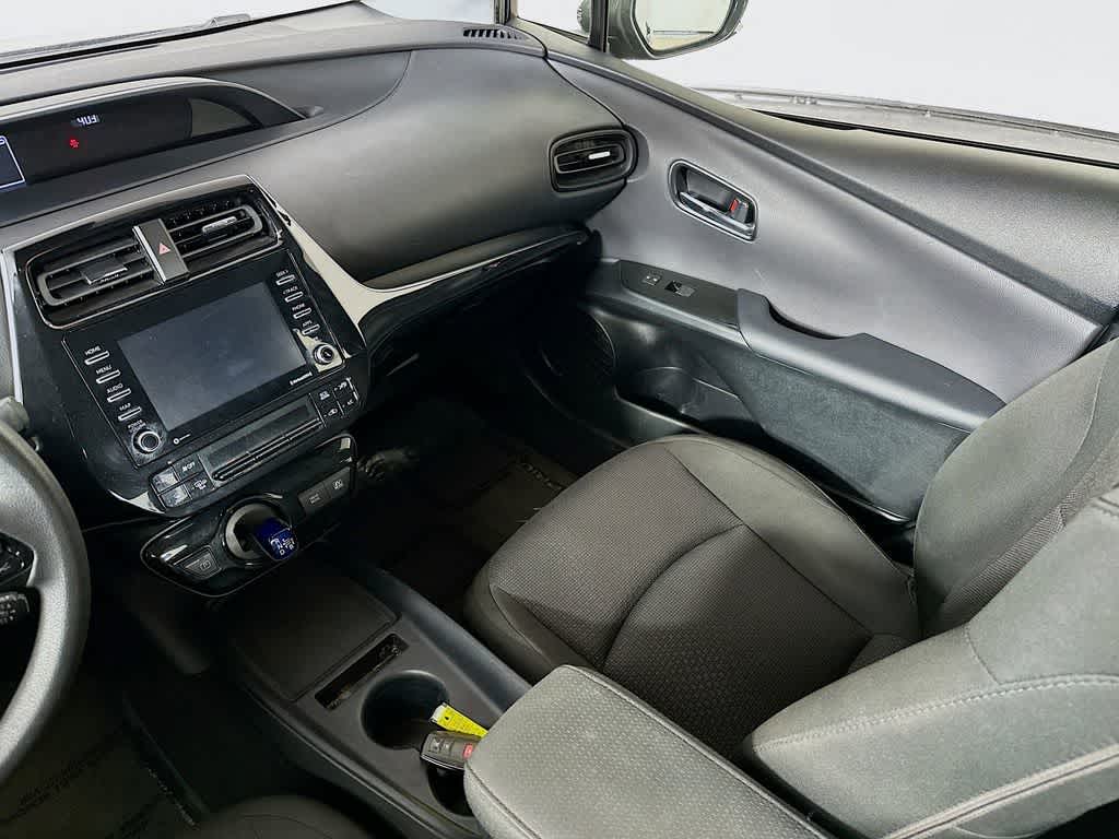 2022 Toyota Prius L Eco