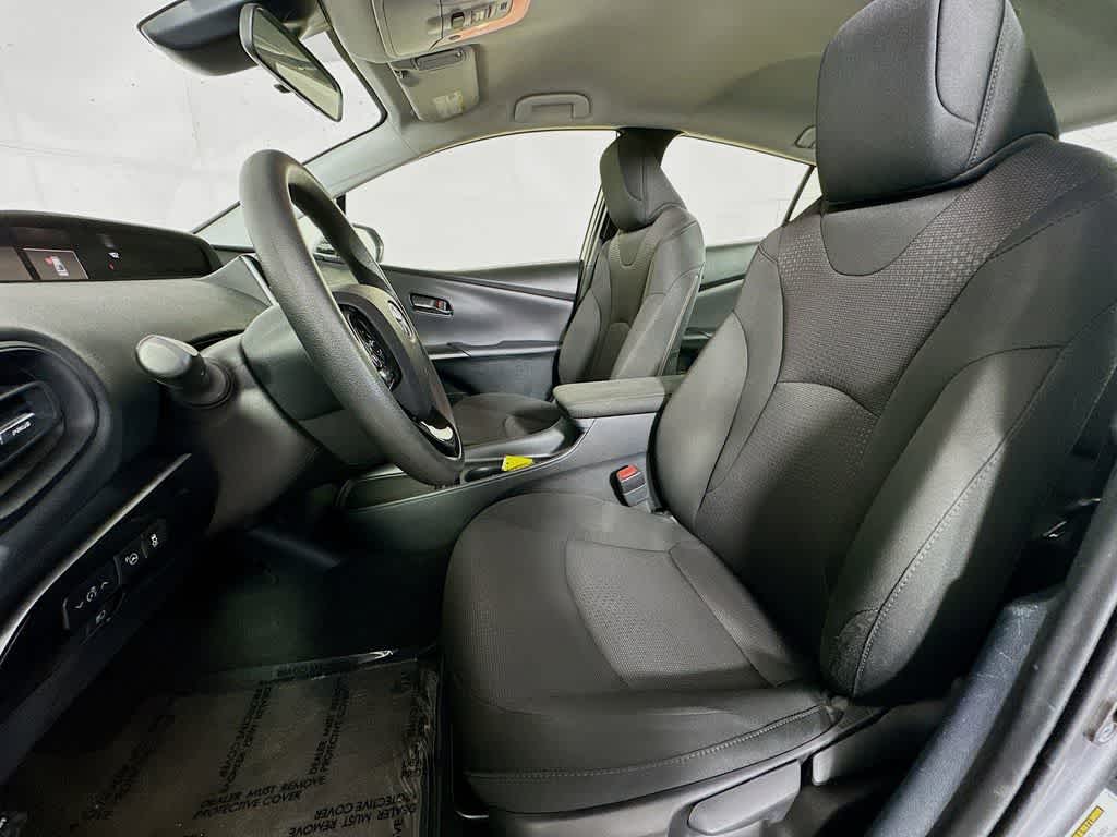 2022 Toyota Prius L Eco