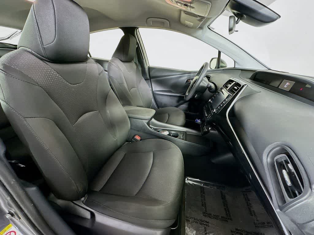 2022 Toyota Prius L Eco