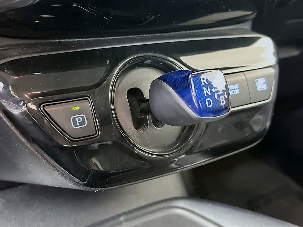 2022 Toyota Prius L Eco