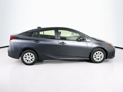 2022 Toyota Prius L Eco