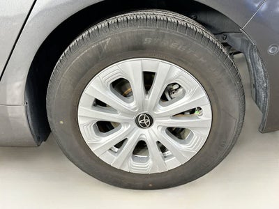 2022 Toyota Prius L Eco