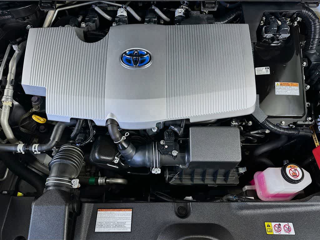 2022 Toyota Prius L Eco