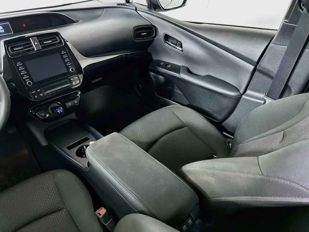 2020 Toyota Prius LE